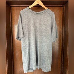 Lululemon Men’s Metal Vent Tech Short Sleeve XXL Gray
